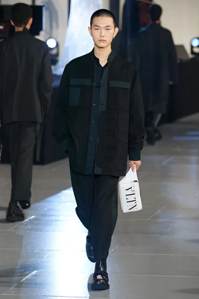 Look 38
